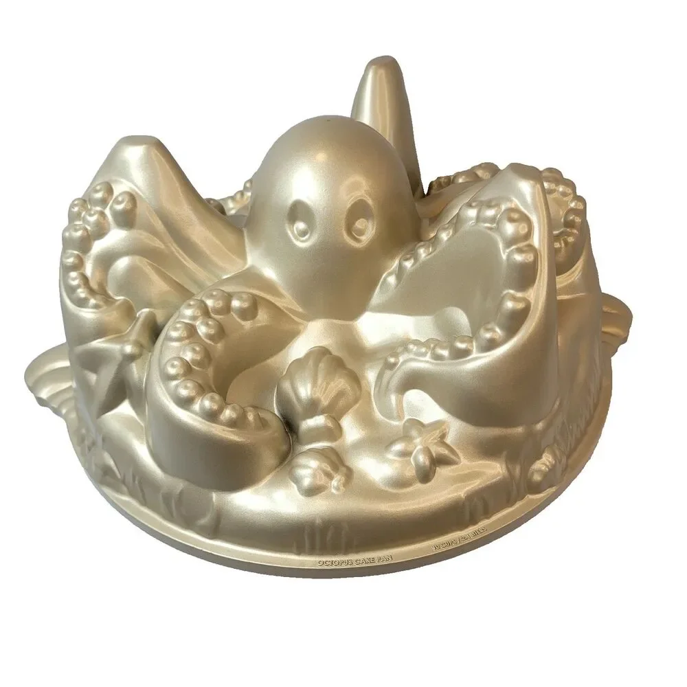 Nordic Ware USA Octopus Beach 10 Cup Cast Aluminum Ocean Baking Cake Pan Bundt